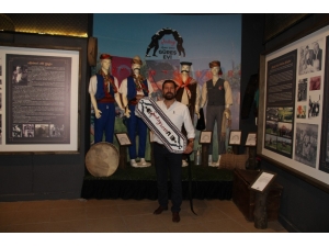 Türkiye’nin Tek Güreş Evi Sındırgı’da Açıldı