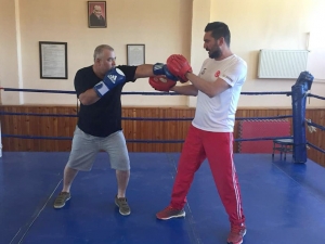 Yaz Bokskulu Tam Gaz