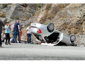 Gümüşhane’de Otomobil Takla Attı: 4 Yaralı