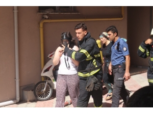 Aspiratörden Çıkan Yangın Paniğe Neden Oldu