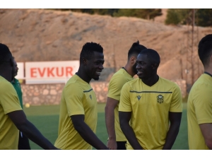 Yeni Malatyaspor’da Alanyaspor Mesaisi Sürüyor