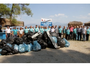 Fethiye’de Hükümlüler Çevre Temizliği Yaptı