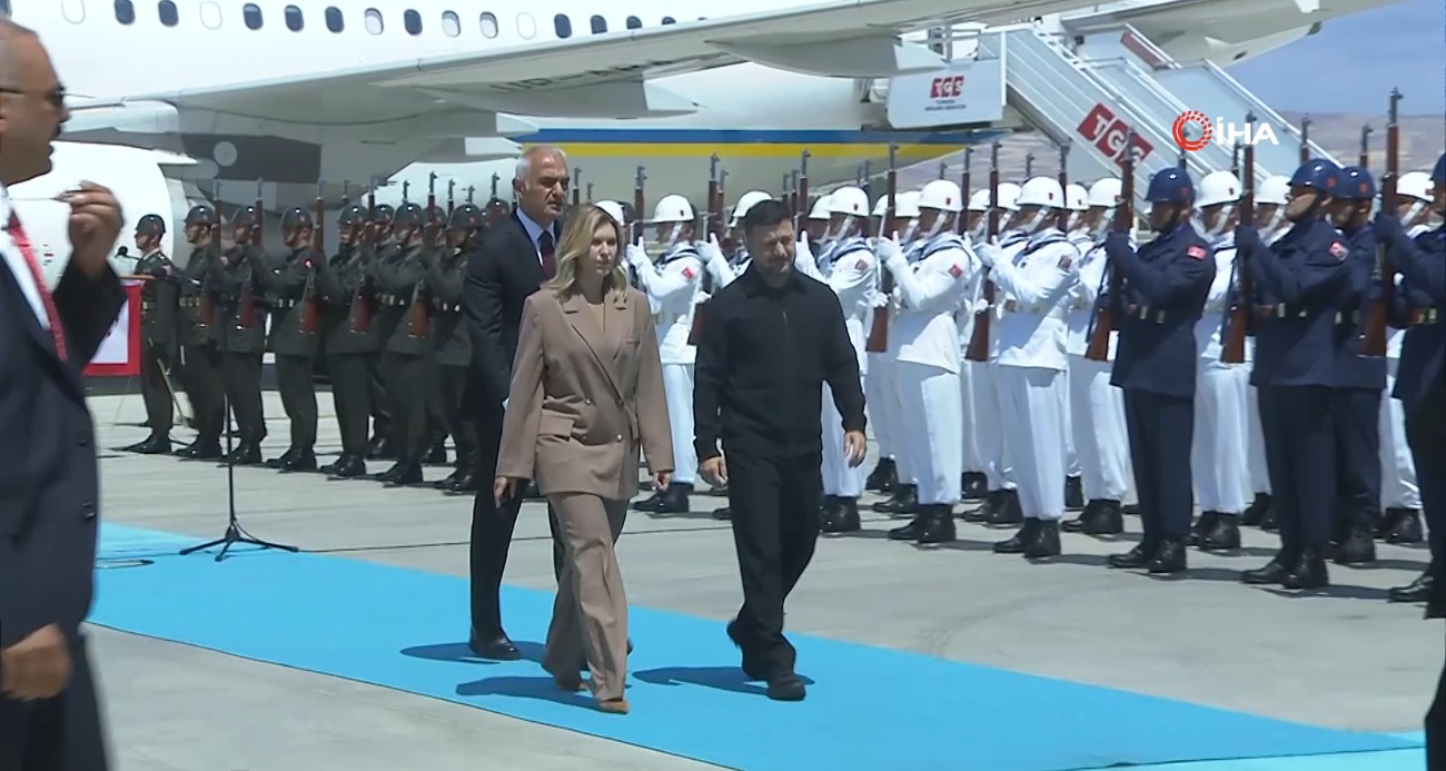 ukrayna-devlet-baskani-zelenski-nato-zirvesi-icin-ankara-da