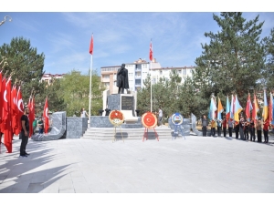 Kars’ta 30 Ağustos Zafer Bayramı Törenle Kutlandı