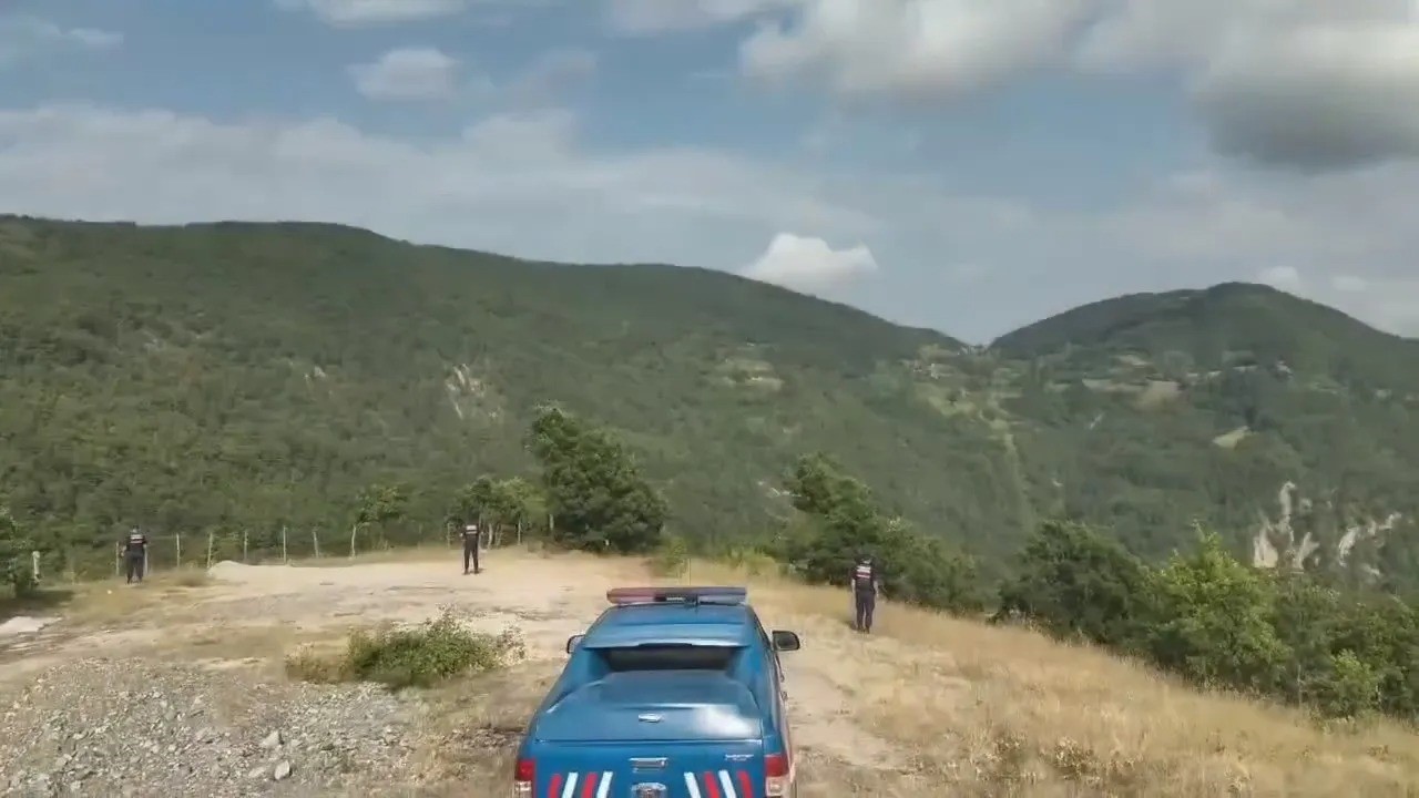 dikmen-de-orman-yanginlarina-karsi-havadan-ve-karadan-denetim