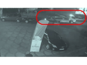 İstanbul’da Çekici İle Lüks Otomobil Çalan Çete Çökertildi