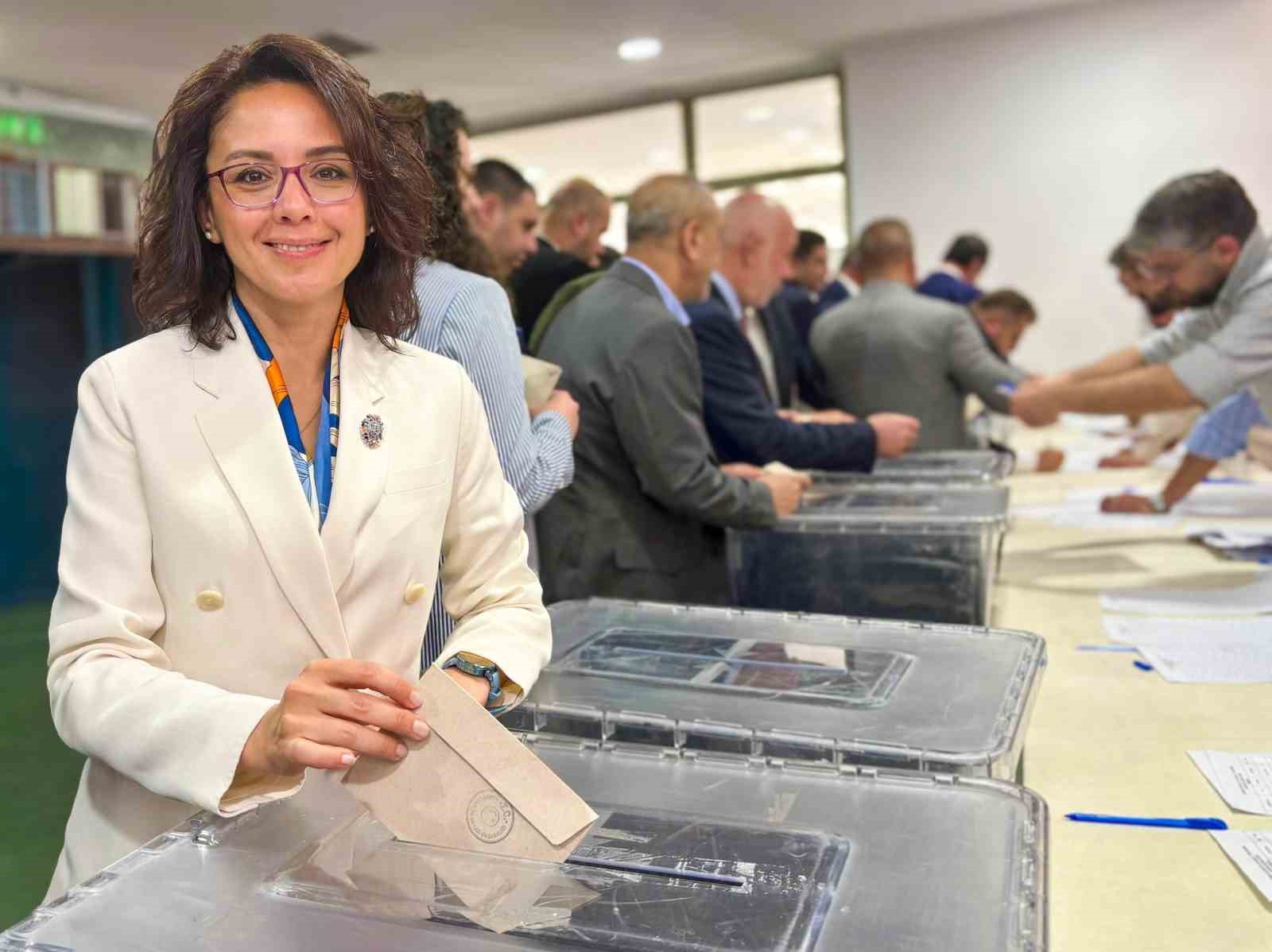 mentese-belediye-baskani-koksal-aras-tekrar-tarihi-kentler-birligi-encumen-uyesi