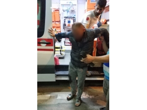 Baba-oğul Birbirini Bıçakladı