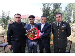 Kaymakam Mehmetbeyoğlu’ndan Şehit Ailelerine Ziyaret