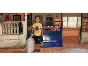 Minik Ata, Engelliler İçin Mavi Kapak Topluyor