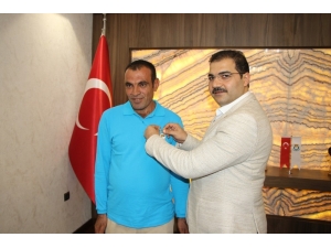 Şanlıurfa’da Ayın Temizlik Personeline Anlamlı Ödül