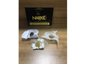 Şüpheli Şahıstan Uyuşturucu Çıktı