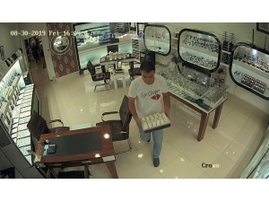 İş Yeri Sahibinden 1.5 Kilogram Altın Çalan Zanlıya “Köpek Bile Yediği Çanağa Pislemiyor” Tepkisi