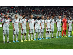 Süper Lig: Beşiktaş: 0 - Çaykur Rizespor: 0 (Maç Devam Ediyor)