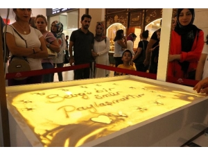 (Düzeltme) Gençlerden Kum Saati Etkinliği