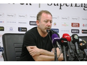 Sergen Yalçın: "İlk 45 Dakikanın Şokundayız"