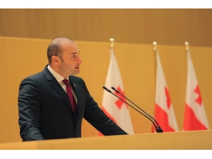 Gürcistan Başbakanı Bakhtadze İstifa Etti