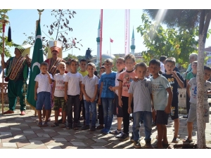 Geleceğin Balıkçıları Babalarının Yanında Yetişiyor