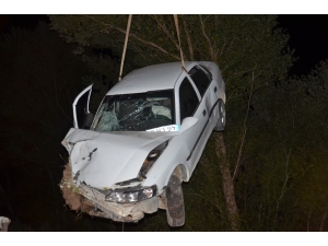 Sürücüsünün Kalp Krizi Geçirdiği Otomobil Sulama Kanalına Girdi: 1 Ölü, 3 Yaralı