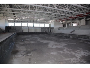 Salih Ayhan Ve İsmet Yılmaz Spor Tesislerini İnceledi