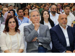 Cumhurbaşkanlığı Yüksek İstişare Kurulu Üyesi Mehmet Ali Şahin’den Davutoğlu’na Eleştiri: