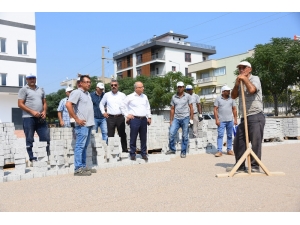 Salihli Belediyesinden Okul Bahçesine Çevre Düzenlemesi