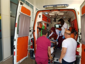 Kopan Bacağıyla Hastaneye Sevk Edildi