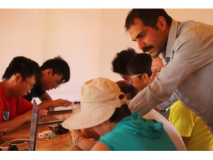 The Cartoon Mill’de, Japon Sanatçıların Anısına Anıt