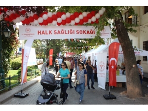 Eskişehir’de Halk Sağlığı Sokağı Etkinliği Başladı