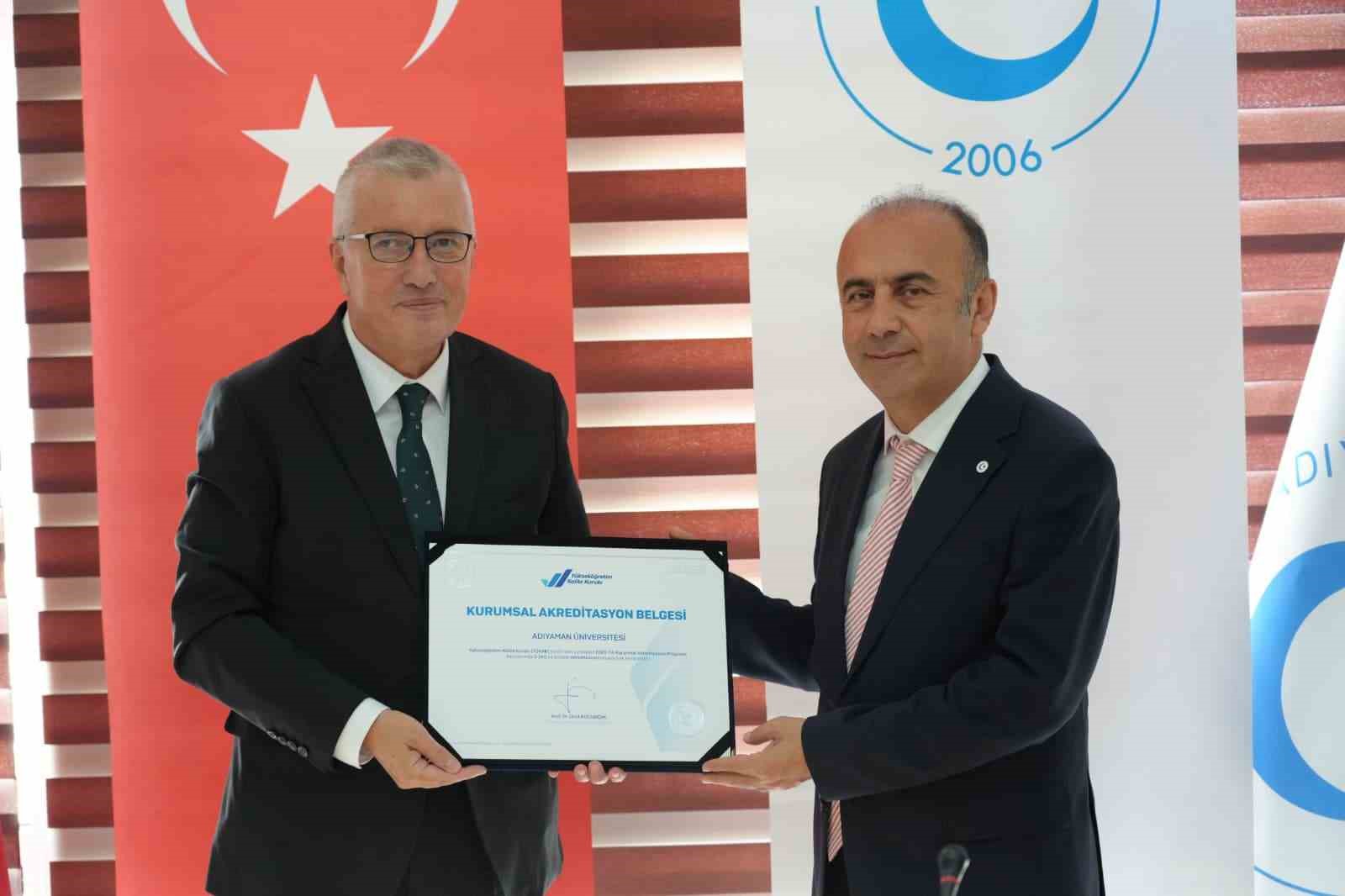 yokak-tan-adiyaman-universitesi-ne-kurumsal-akreditasyon-belgesi
