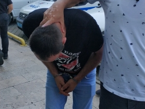 Uyuşturucu Ticaretinden Tutuklandı