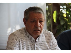 Gözgeç: “Kadınlar Dünya Boksunda İlk On İçerisindeyiz”