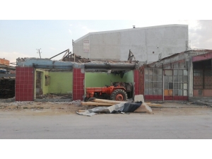 Yıkım Yapan İşçi Ölümden Döndü