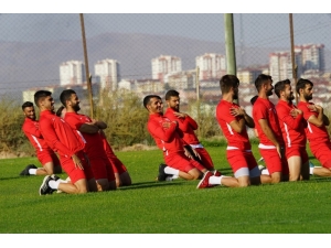 Nevşehir Belediyespor, Pazarspora’a Bileniyor