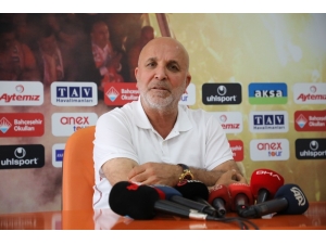 Hasan Çavuşoğlu: "Milli Araya Lider Girmemiz Bizim İçin Güzel Bir Duygu"