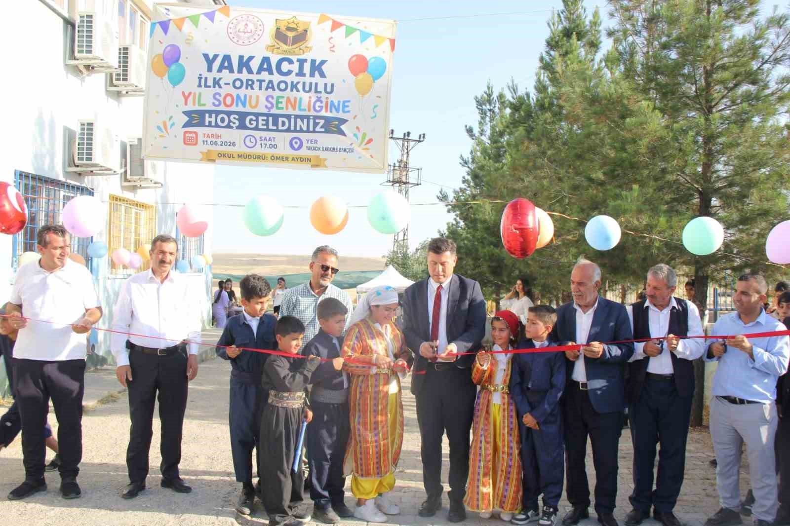cizre-yakacik-ilk-ve-ortaokulunda-yil-sonu-senligi