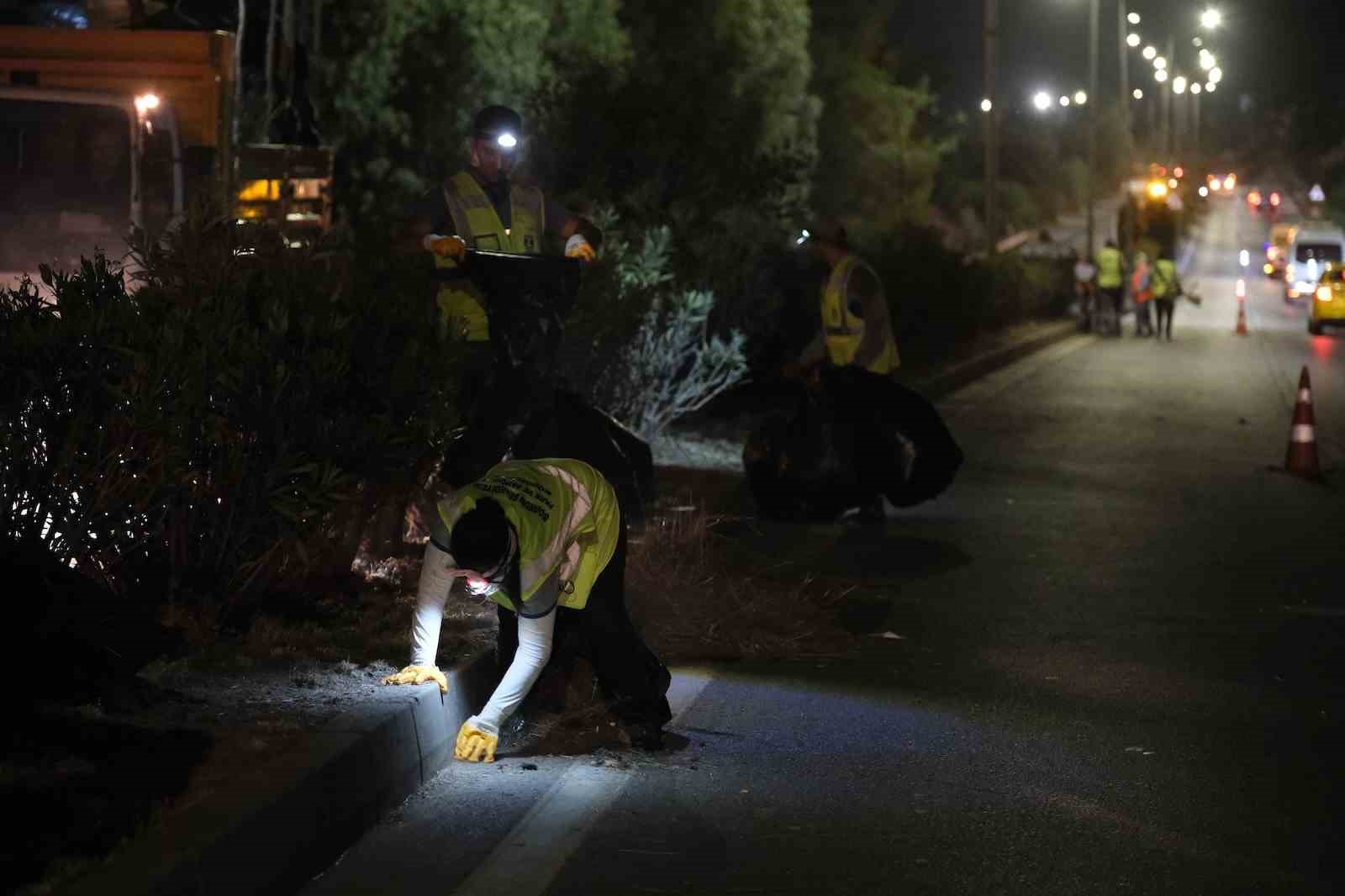 150-kisilik-ekiple-emin-anter-bulvari-nda-gece-mesaisi