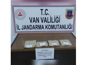 Cesur Tepki Verdi Aramada 1 Kilo 123 Gram Eroin Ele Geçirildi