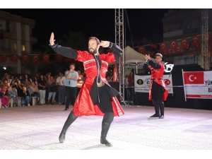 Turgutlu Türkülerle Dolu Bir Gece Yaşadı