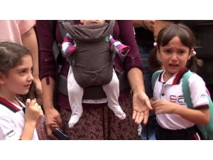 Minikler Uyum Haftasına Gözyaşları İle Başladı