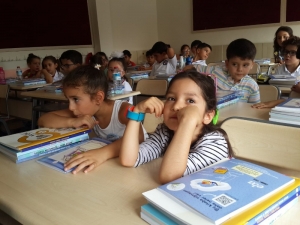 Ankara’da Minikler İlk Kez Sıralara Oturdu