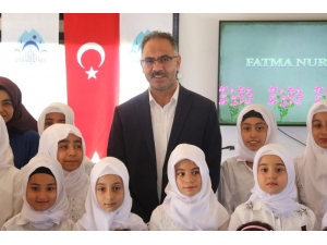 Dereceye Giren Öğrencilerle Buluştu