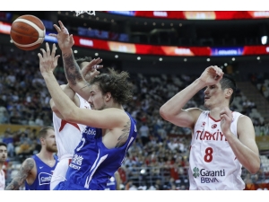 12 Dev Adam, Dünya Kupası’nda Son 16’ya Kalamadı