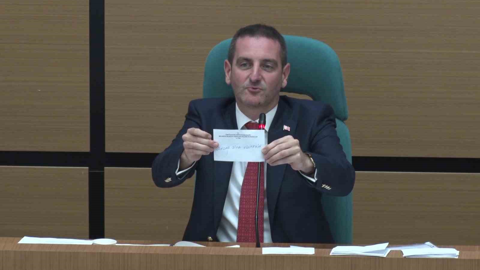 uskudar-belediyesi-ak-parti-ye-gecti