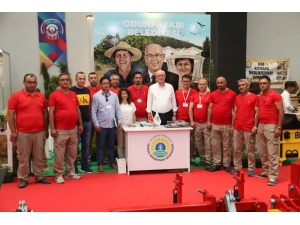 Tarım Fuarında Odunpazarı Belediyesi Standına Yoğun İlgi