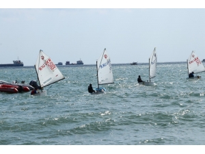 Tekirdağ’da 5. Uluslararası Yelken Yarışları Başladı