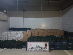 Manavgat’ta 20 Bin Litre Şişelenmiş Sahte Dolum Şarap Ele Geçirildi