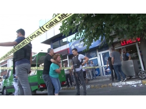 Beyoğlu’nda Kurşun Yağmuruna Tutulan Şahın Cenazesi Adli Tıp Kurumuna Götürüldü