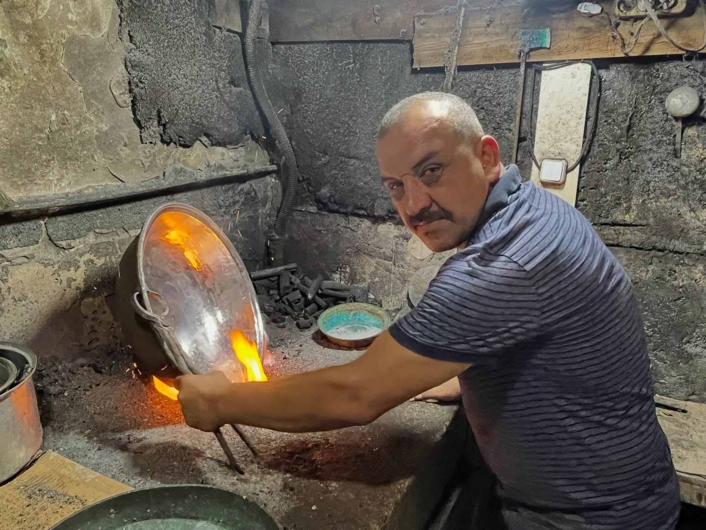 ata-meslegi-kalayciligi-26-yildir-surduruyor