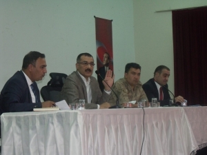 Özalp’te Eğitim Toplantısı Yapıldı